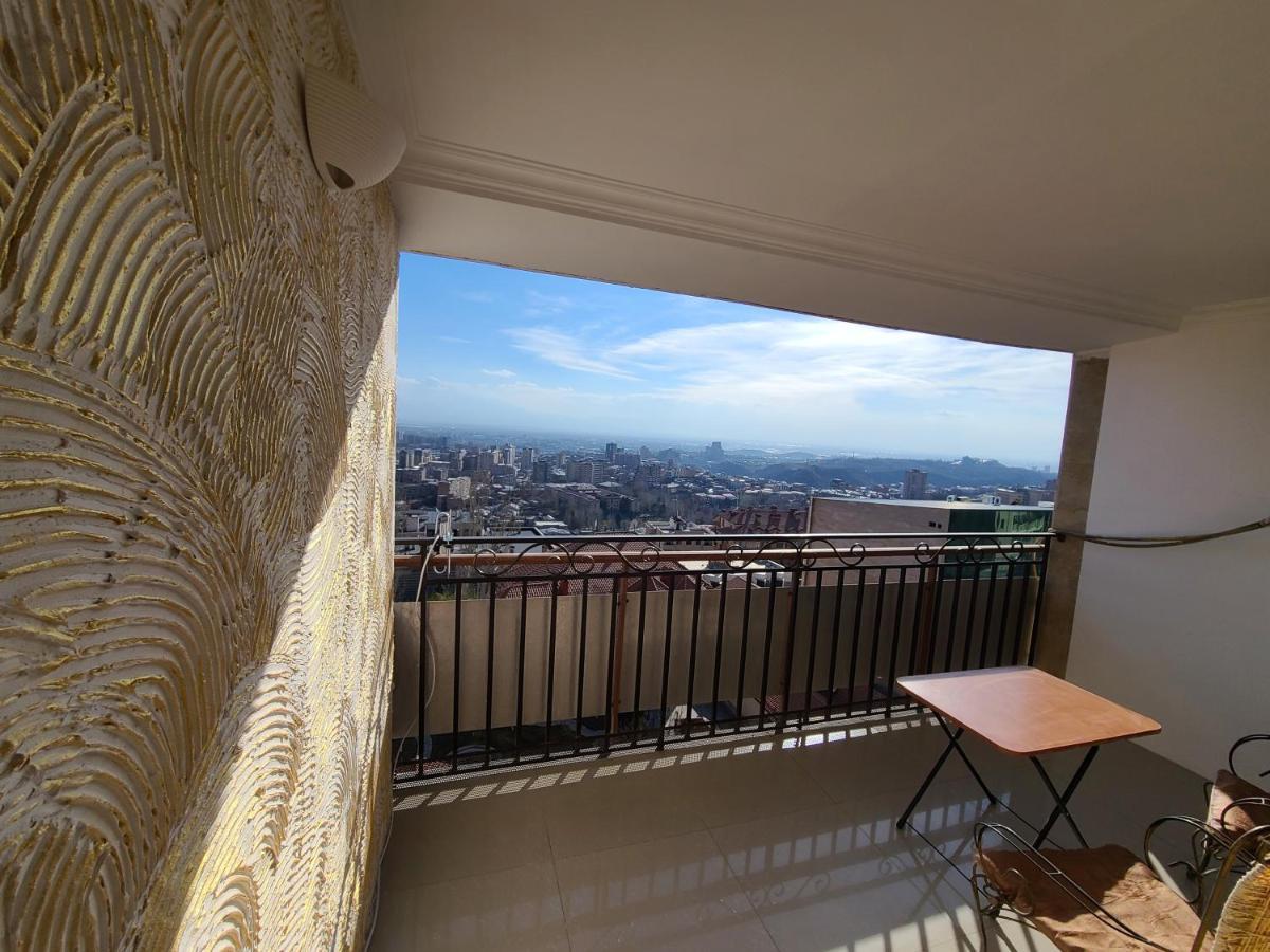 Апартаменти Flat With Balcony On Cascade Єреван Екстер'єр фото